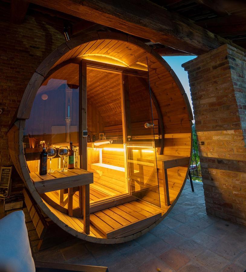 Villa Laura Castellinaldo Ngoại thất bức ảnh
