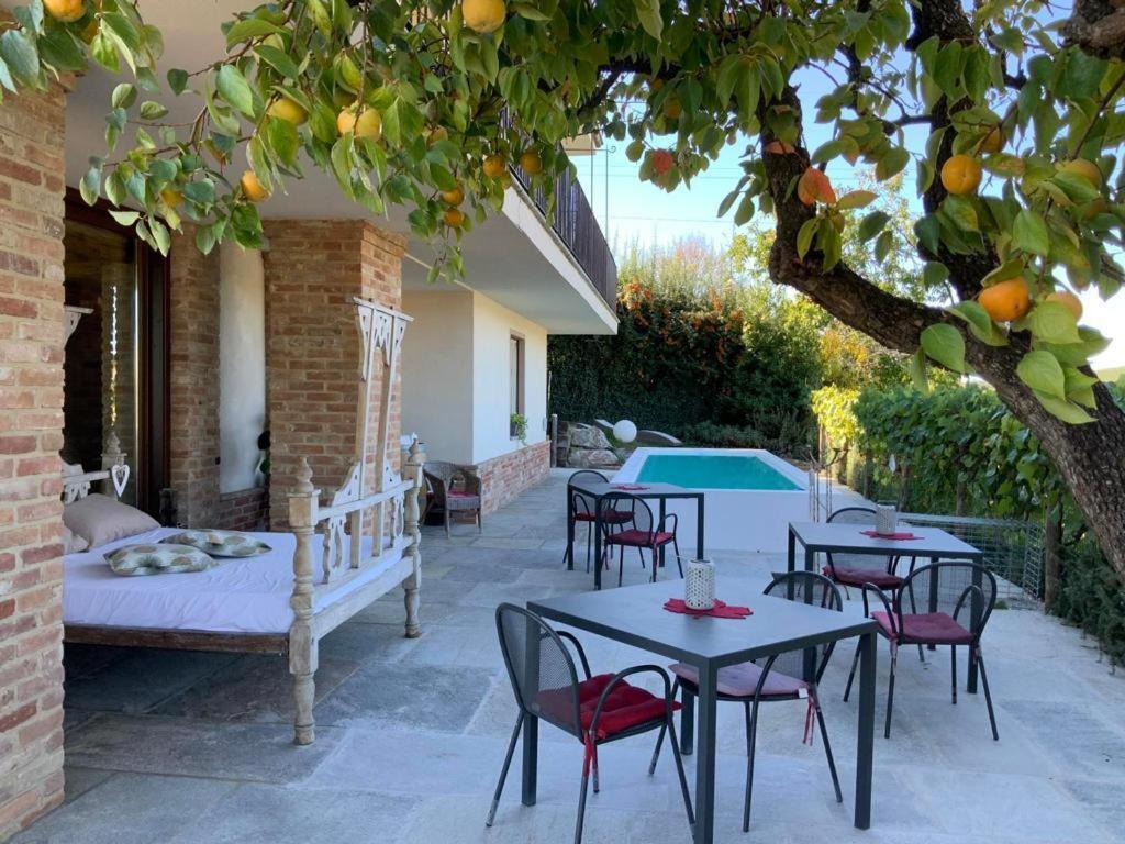 Villa Laura Castellinaldo Ngoại thất bức ảnh