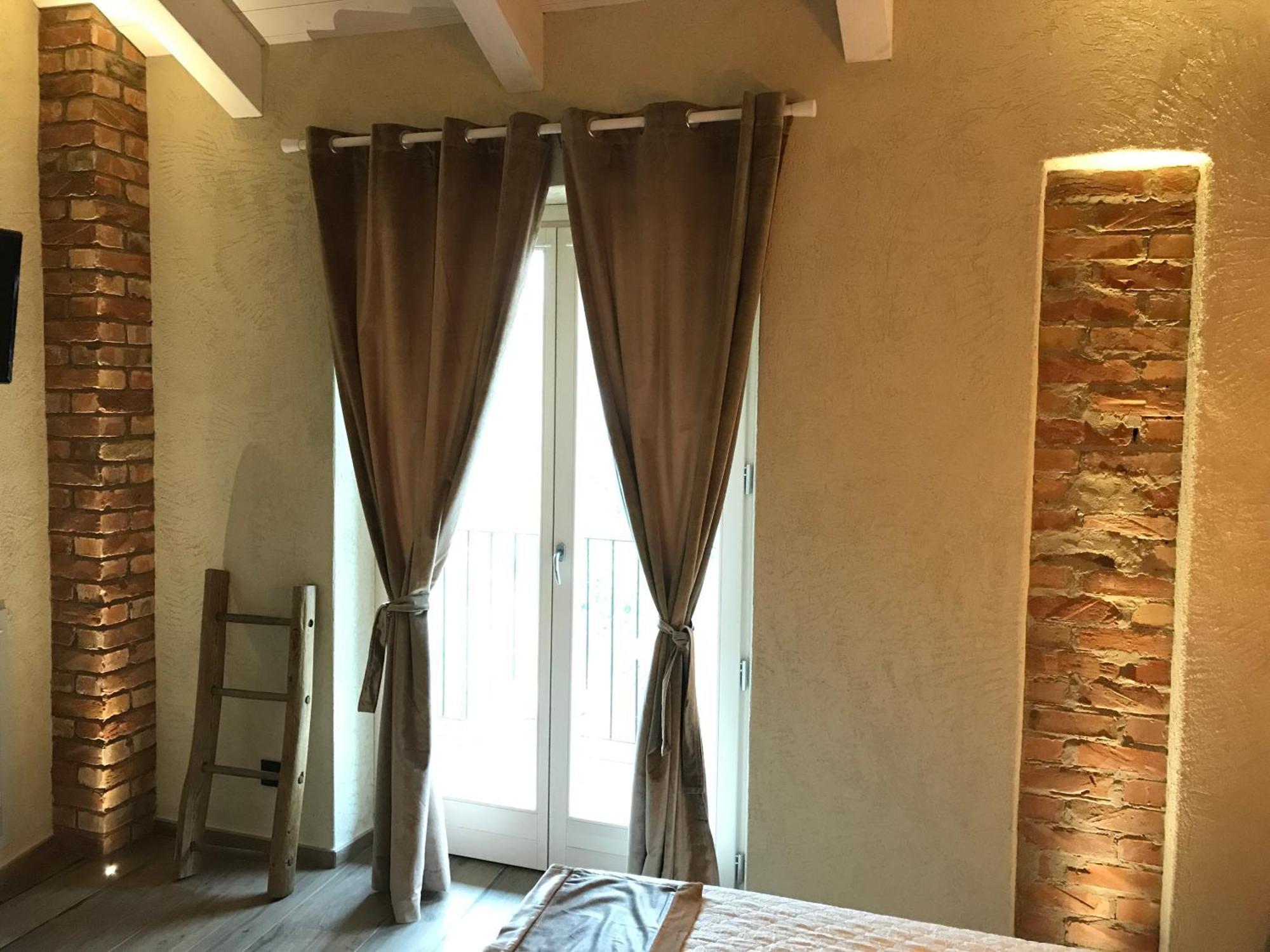Villa Laura Castellinaldo Ngoại thất bức ảnh